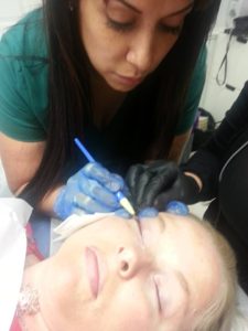 Applying Permanent Makeup In Tampa