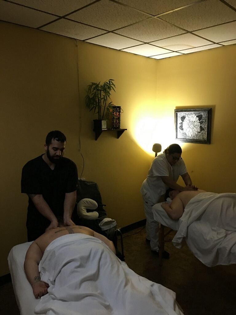 spa-massage-at-bellissimo-you